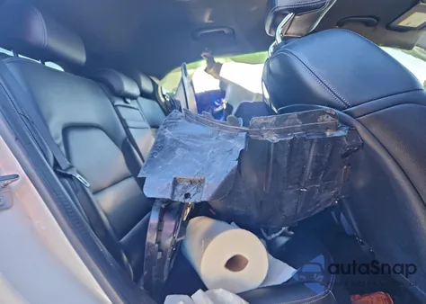 2020 Mercedes-Benz Gla 250 z USA, uszkodzony, nr VIN WDCTG4EB3LU024892